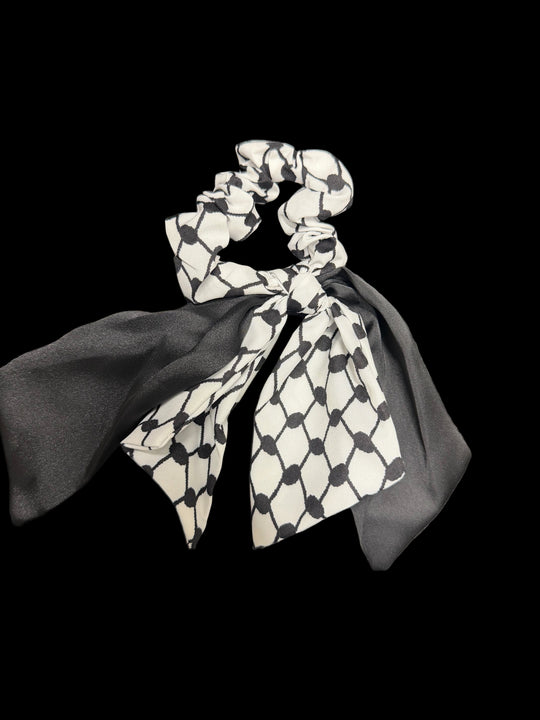 Hatta Scrunchie